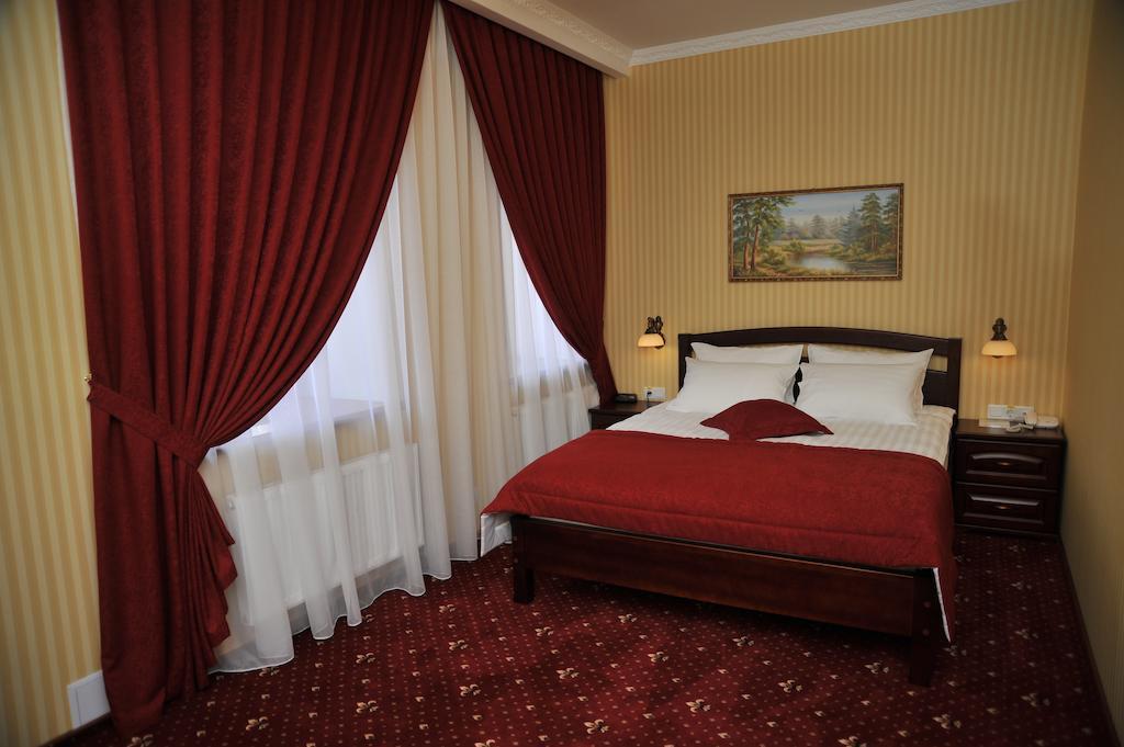 Slava Hotel Zaporizhia Zimmer foto
