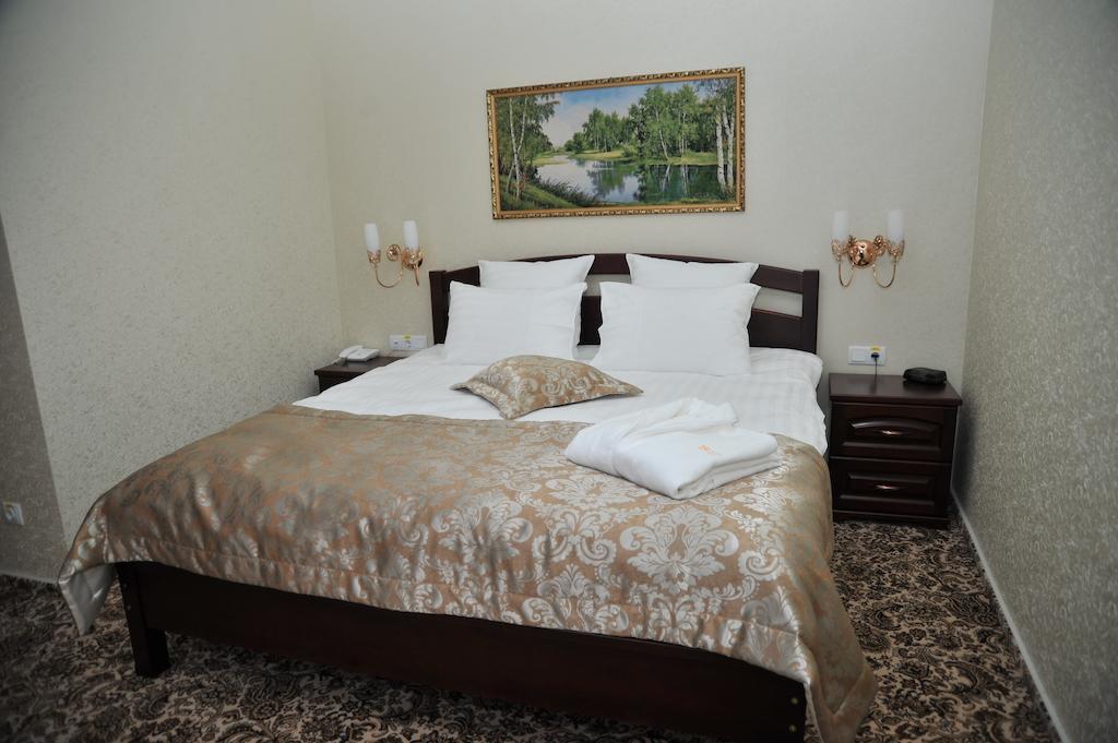 Slava Hotel Zaporizhia Zimmer foto