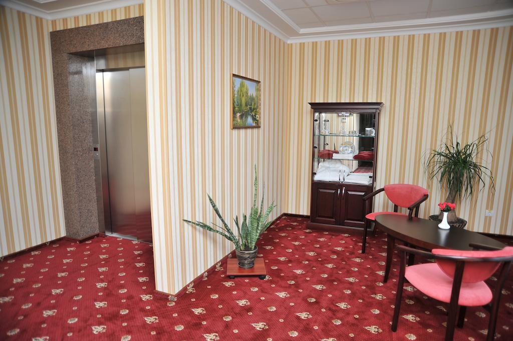Slava Hotel Zaporizhia Exterior foto